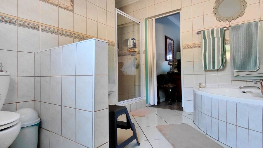 3 Bedroom Property for Sale in Boschdal North West
